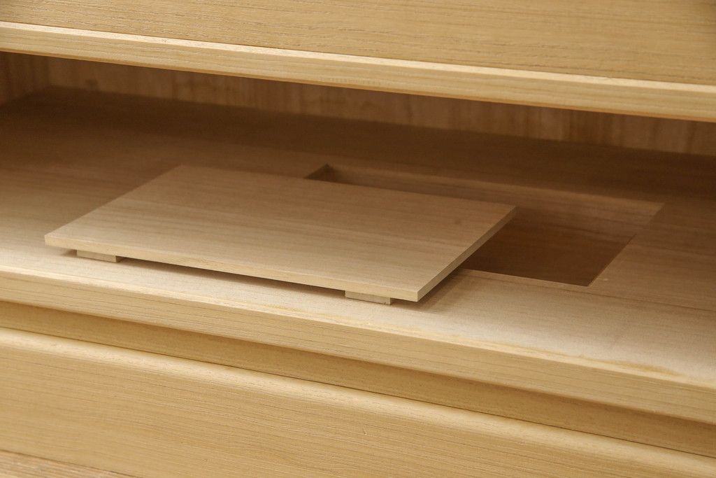 加茂総桐箪笥の見た目を変えずに綺麗にリペア!本来の美しさを活かした木地色仕上げ。(胴厚・四方丸、桐タンス、桐たんす、着物箪笥)