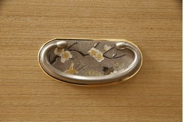 加茂総桐箪笥の見た目を変えずに綺麗にリペア!本来の美しさを活かした木地色仕上げ。(胴厚・四方丸、桐タンス、桐たんす、着物箪笥)