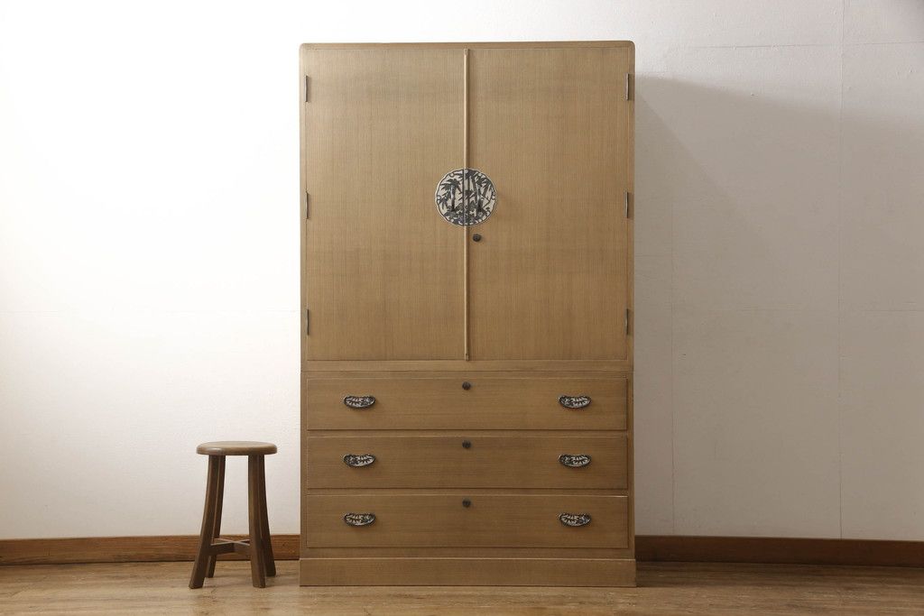 総桐箪笥の見た目を変えずに綺麗にリペア!本来の美しさを活かした木地色仕上げ。(並厚、桐たんす、和タンス、収納箪笥、着物箪笥)