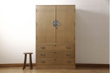 総桐箪笥の見た目を変えずに綺麗にリペア!本来の美しさを活かした木地色仕上げ。(並厚、桐たんす、和タンス、収納箪笥、着物箪笥)