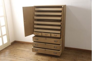 総桐箪笥の見た目を変えずに綺麗にリペア!本来の美しさを活かした木地色仕上げ。(並厚、桐たんす、和タンス、収納箪笥、着物箪笥)