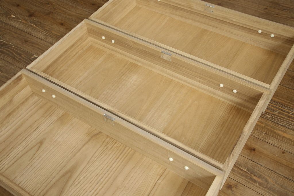 総桐箪笥の見た目を変えずに綺麗にリペア!本来の美しさを活かした木地色仕上げ。(並厚、桐たんす、和タンス、収納箪笥、着物箪笥)