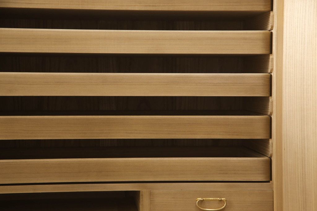 加茂総桐箪笥の見た目を変えずに綺麗にリペア!本来の美しさを活かした木地色仕上げ。(胴厚、桐たんす、着物箪笥、和タンス、衣装箪笥、引き出し)