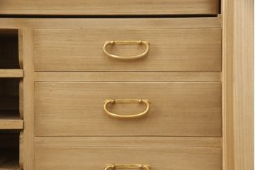 加茂総桐箪笥の見た目を変えずに綺麗にリペア!本来の美しさを活かした木地色仕上げ。(胴厚、桐たんす、着物箪笥、和タンス、衣装箪笥、引き出し)