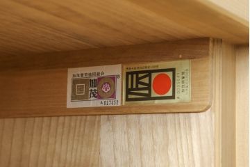 桐箪笥の見た目を変えずに綺麗にリペア!本来の美しさを活かし、蜜蝋ワックスで仕上げ。(総桐たんす、桐タンス、着物箪笥、和タンス)