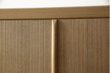 桐箪笥の見た目を変えずに綺麗にリペア!本来の美しさを活かし、蜜蝋ワックスで仕上げ。(総桐たんす、桐タンス、着物箪笥、和タンス)