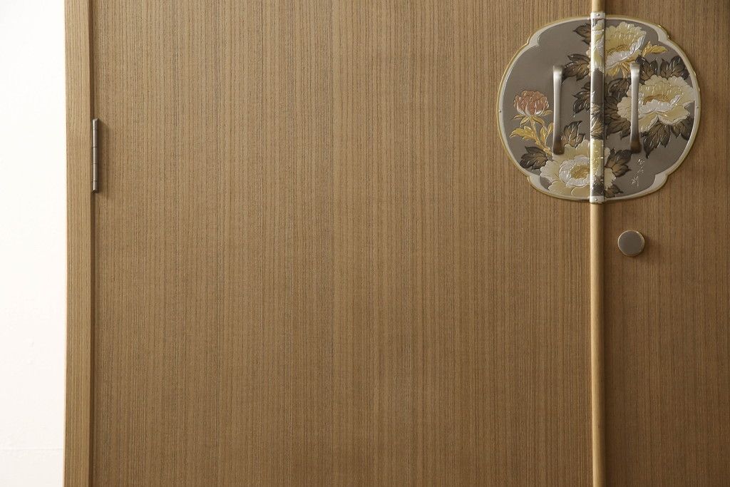 桐箪笥の見た目を変えずに綺麗にリペア!本来の美しさを活かし、蜜蝋ワックスで仕上げ。(総桐たんす、桐タンス、着物箪笥、和タンス)