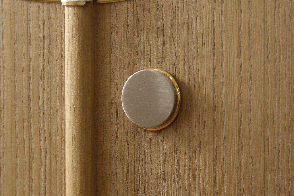 桐箪笥の見た目を変えずに綺麗にリペア!本来の美しさを活かし、蜜蝋ワックスで仕上げ。(総桐たんす、桐タンス、着物箪笥、和タンス)