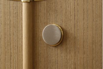 桐箪笥の見た目を変えずに綺麗にリペア!本来の美しさを活かし、蜜蝋ワックスで仕上げ。(総桐たんす、桐タンス、着物箪笥、和タンス)