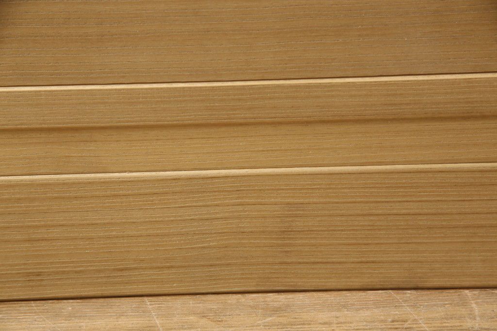 桐箪笥の見た目を変えずに綺麗にリペア!本来の美しさを活かし、蜜蝋ワックスで仕上げ。(総桐たんす、桐タンス、着物箪笥、和タンス)