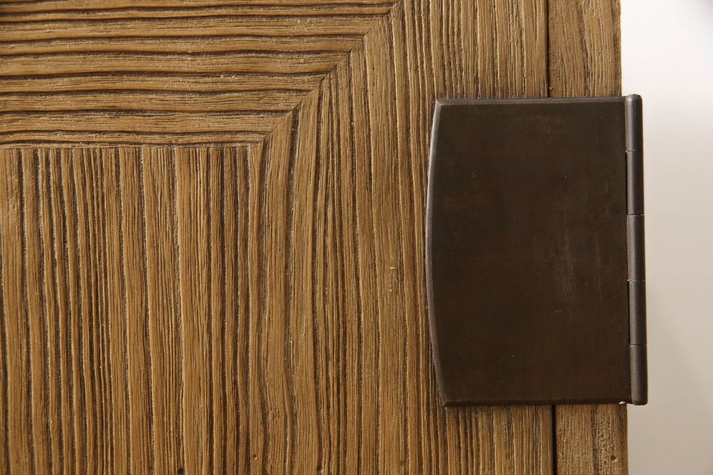 昭和中期の桐箪笥の見た目を変えずに綺麗にリペア!蜜蝋ワックスで木地色仕上げ。(衣装箪笥、着物箪笥、和タンス、総桐箪笥)