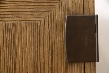 昭和中期の桐箪笥の見た目を変えずに綺麗にリペア!蜜蝋ワックスで木地色仕上げ。(衣装箪笥、着物箪笥、和タンス、総桐箪笥)