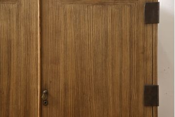 昭和中期の桐箪笥の見た目を変えずに綺麗にリペア!蜜蝋ワックスで木地色仕上げ。(衣装箪笥、着物箪笥、和タンス、総桐箪笥)