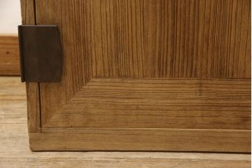 昭和中期の桐箪笥の見た目を変えずに綺麗にリペア!蜜蝋ワックスで木地色仕上げ。(衣装箪笥、着物箪笥、和タンス、総桐箪笥)