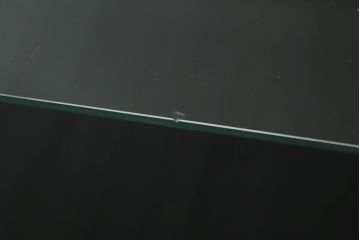 天枠付きのガラスケースをリペア&カスタム!引き戸の引手を交換。金具はアンティーク感を残し、本体は黒にペイント仕上げ。(陳列棚、ショーケース)