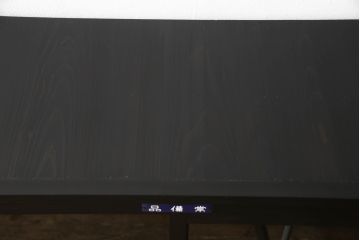 サイドボードをリペア&カスタム!高品質リペアを施し、脚と畳摺りを新たに取り付け。現状の木目を活かした着色仕上げ。(収納棚、戸棚、サイドキャビネット、飾り棚)