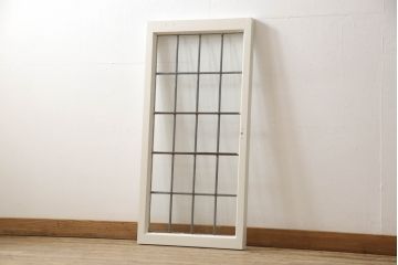 ステンドグラスをリペア&カスタム!高品質リペアを施し、アンティークホワイトでペイント仕上げ。(ガラス戸、窓、建具)