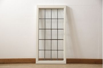 ステンドグラスをリペア&カスタム!高品質リペアを施し、アンティークホワイトでペイント仕上げ。(ガラス戸、窓、建具)