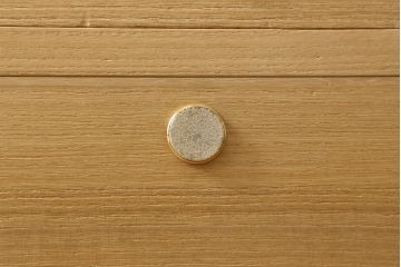総桐箪笥の見た目を変えずに綺麗にリペア!本来の美しさを活かした木地色仕上げ。(総桐たんす、着物箪笥、衣装箪笥、整理箪笥、引き出し、和タンス)