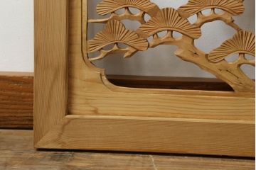 昭和中期の彫刻欄間の見た目を変えずに綺麗にリペア!無着色クリアワックス仕上げ。(明り取り、明かり取り)