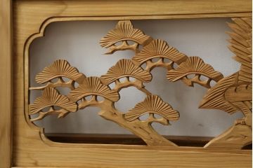 昭和中期の彫刻欄間の見た目を変えずに綺麗にリペア!無着色クリアワックス仕上げ。(明り取り、明かり取り)