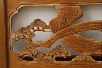 昭和中期の彫刻欄間の見た目を変えずに綺麗にリペア!無着色クリアワックス仕上げ。(明り取り、明かり取り)