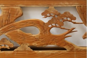 昭和中期の彫刻欄間の見た目を変えずに綺麗にリペア!無着色クリアワックス仕上げ。(明り取り、明かり取り)