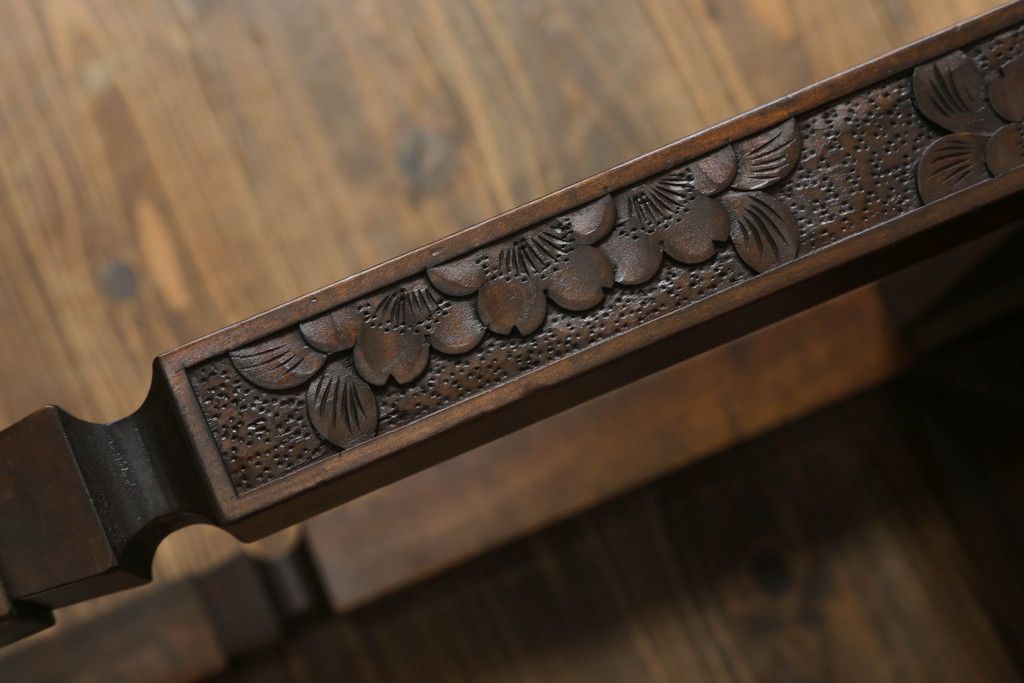 ローテーブルをリペア&カスタム!脚を加工し高さを上げ、全体を1トーン落ち着いた色味で着色仕上げ。(コーヒーテーブル、カフェテーブル、サイドテーブル)