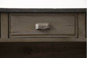 カウンターテーブルの見た目を変えずに綺麗にリペア!金具も現状の物を使用。元のペイントを活かして仕上げ。(作業台、デスク、在宅ワーク、在宅用レジ台、収納棚、店舗什器、オルタネイティブ品、改造品、引き出し)