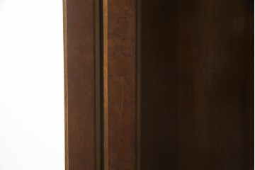 ドレクセルヘリテイジの大型キャビネットをリペア&カスタム!テレビを設置できるよう上段の棚を取り除き、装飾を移設。引き出しはフラップダウン式に加工。(テレビ台、AVボード、収納棚、戸棚)