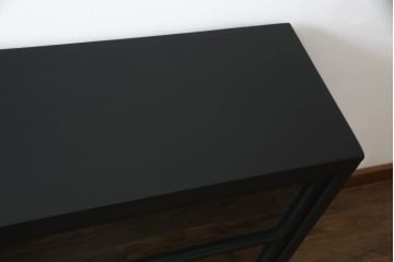 収納棚をリペア&カスタム!新たに可動式の棚板を製作。マットブラックでペイント仕上げ。(戸棚、サイドボード、サイドキャビネット、引き出し)