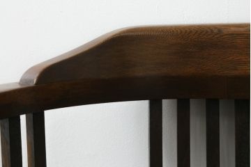 回転チェアをリペア&カスタム!座面を張替え、木部は1トーン落ち着いた色味に着色仕上げ。(回転椅子、イス、ドクターチェア、アームチェア、オフィスチェア、デスクチェア)