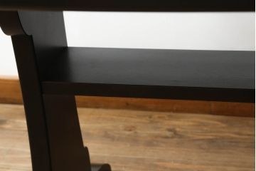 松本民芸家具のダイニングテーブルをリペア&カスタム!1トーン落ち着いた色味に着色し、クリア塗装仕上げに。(作業台、ビンテージ、ヴィンテージ、2人掛け、食卓)