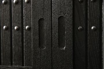 水屋箪笥をリペア&カスタム!全体を剥離し、黒色で再着色。(収納箪笥、重ね箪笥、食器棚、収納棚)