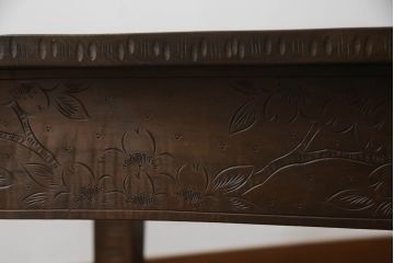 軽井沢彫りの平机をリペア&カスタム!脚をカットし高さをリサイズ。1トーン落ち着いた色味に着色仕上げ。(コンソールテーブル、ワークデスク、ローテーブル、座卓、在宅用、在宅ワーク用、作業台)