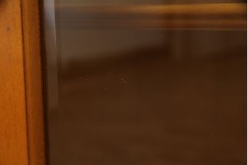 キャビネットをリペア&カスタム!高品質リペアを施し、ご希望の高さで台輪を取り付け。元の色味に合わせて着色仕上げ。(サイドボード、収納棚、戸棚、飾り棚)