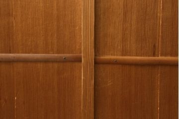 置き水屋の見た目を変えずに綺麗にリペア!着色やワックスは行わず、無垢の色合いのまま仕上げ。(置水屋、茶水屋、戸棚、茶棚、収納棚)