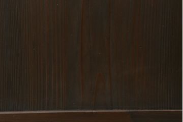 大正期の扉をリペア&カスタム!設置場所に合わせてリサイズ。マグネット式ラッチ金具を取り付け。濃い茶色で着色し仕上げ。(ドア、ガラスドア、片開きドア、木製ドア)