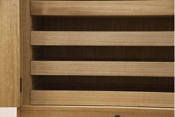 総桐箪笥の見た目を変えずに綺麗にリペア!高品質リペアを施し、木地色仕上げ。(並厚、総桐たんす、着物箪笥、和タンス、衣装箪笥、引き出し)