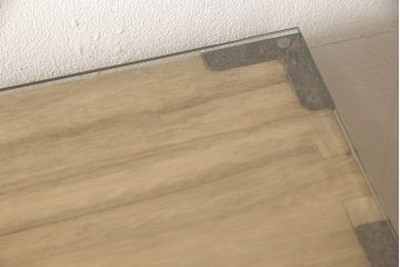 桐箪笥をリペア&カスタム!高品質リペアを施し、ガラス天板を取り付け。木地色仕上げ。(引き出し、収納箪笥、衣装箪笥、桐箪笥)