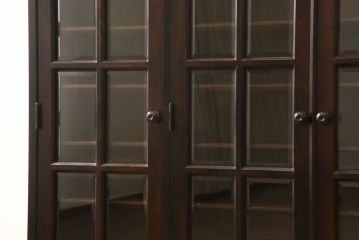 収納棚をリペア&カスタム!ご要望の木製脚を取り付け。(食器棚、戸棚、飾り棚、サイドキャビネット、サイドボード、本棚、北海道民芸家具)