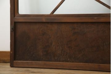 昭和初期の障子戸2枚をリペア&カスタム!金具は交換し、障子もプラスチック障子へ張り替え。全体を元の色味に合わせて着色して仕上げ。(建具、引き戸、ガラス戸)