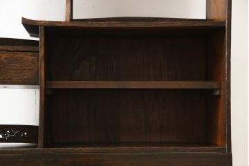 重ね茶棚にリペア&カスタム!中段・下段引き戸内部の既存の棚板を取り外し、棚受けを取り付け、棚板を各1枚製作し取り付け。本体は現状をベースに着色。(茶箪笥、飾り棚、収納棚、戸棚)