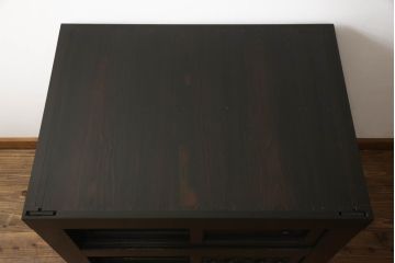 水屋箪笥サイドボードをリペア&カスタム!高さと奥行きをリサイズし、正面の出ている耳はカット。本体は現状をベースに着色。(キャビネット、収納棚、戸棚、食器棚)