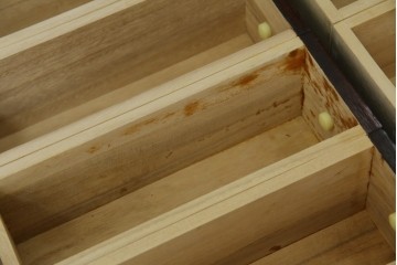 薬箪笥をリぺア&カスタム!同時購入の箪笥に合わせた色味に着色し、雰囲気を損なわぬよう仕上げ。(小物収納、総桐箪笥、総桐たんす、整理箪笥、チェスト)