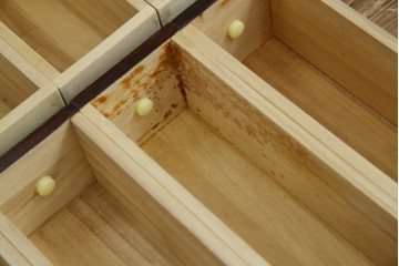 薬箪笥をリぺア&カスタム!同時購入の箪笥に合わせた色味に着色し、雰囲気を損なわぬよう仕上げ。(小物収納、総桐箪笥、総桐たんす、整理箪笥、チェスト)