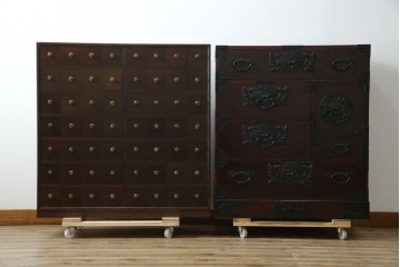 薬箪笥をリぺア&カスタム!同時購入の箪笥に合わせた色味に着色し、雰囲気を損なわぬよう仕上げ。(小物収納、総桐箪笥、総桐たんす、整理箪笥、チェスト)