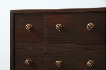 薬箪笥をリぺア&カスタム!同時購入の箪笥に合わせた色味に着色し、雰囲気を損なわぬよう仕上げ。(小物収納、総桐箪笥、総桐たんす、整理箪笥、チェスト)