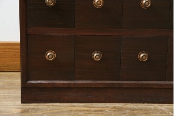 薬箪笥をリぺア&カスタム!同時購入の箪笥に合わせた色味に着色し、雰囲気を損なわぬよう仕上げ。(小物収納、総桐箪笥、総桐たんす、整理箪笥、チェスト)