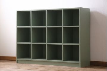 マス目棚2台を新規製作!ヒノキ無垢材を使用。青緑のペイント仕上げ。(子供用ロッカー、収納棚、オープンラック)